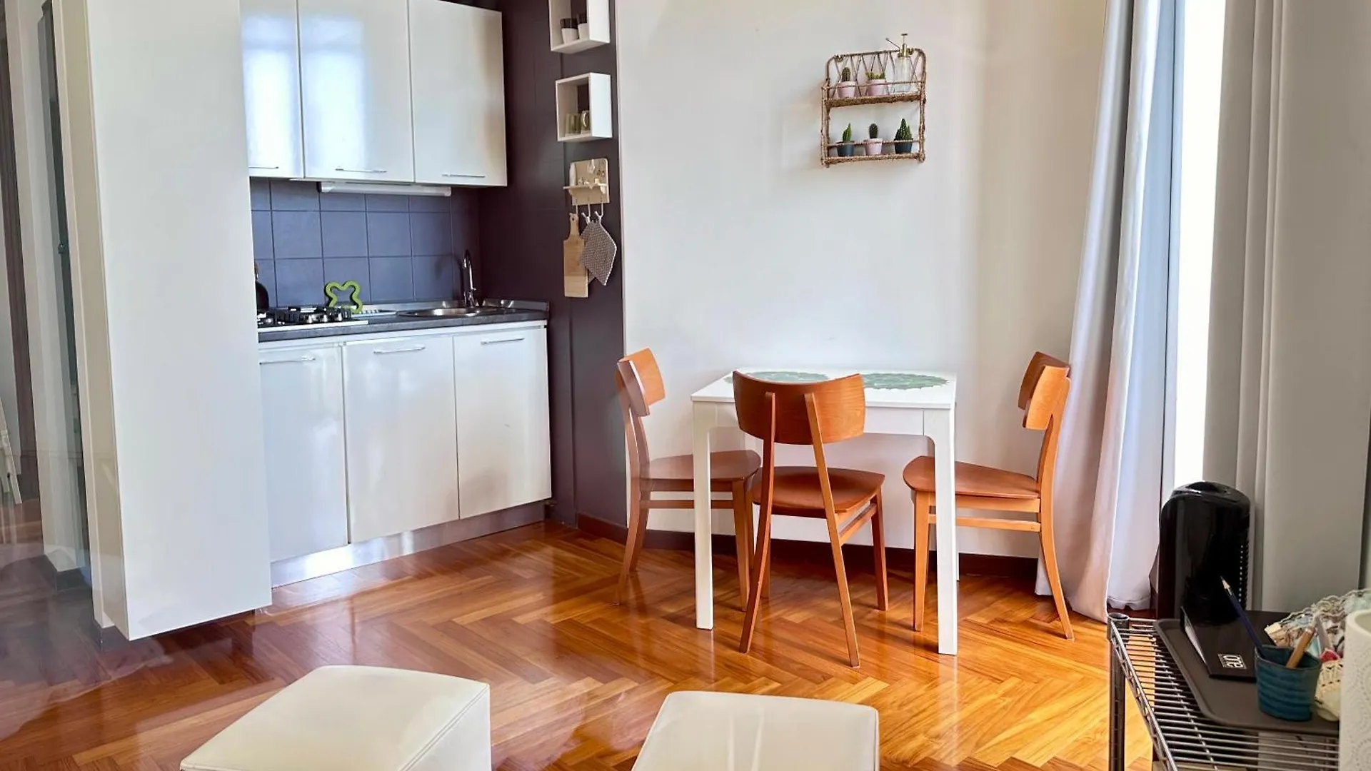 Luxury Eugy Suite - City Center & Seaview Bari
